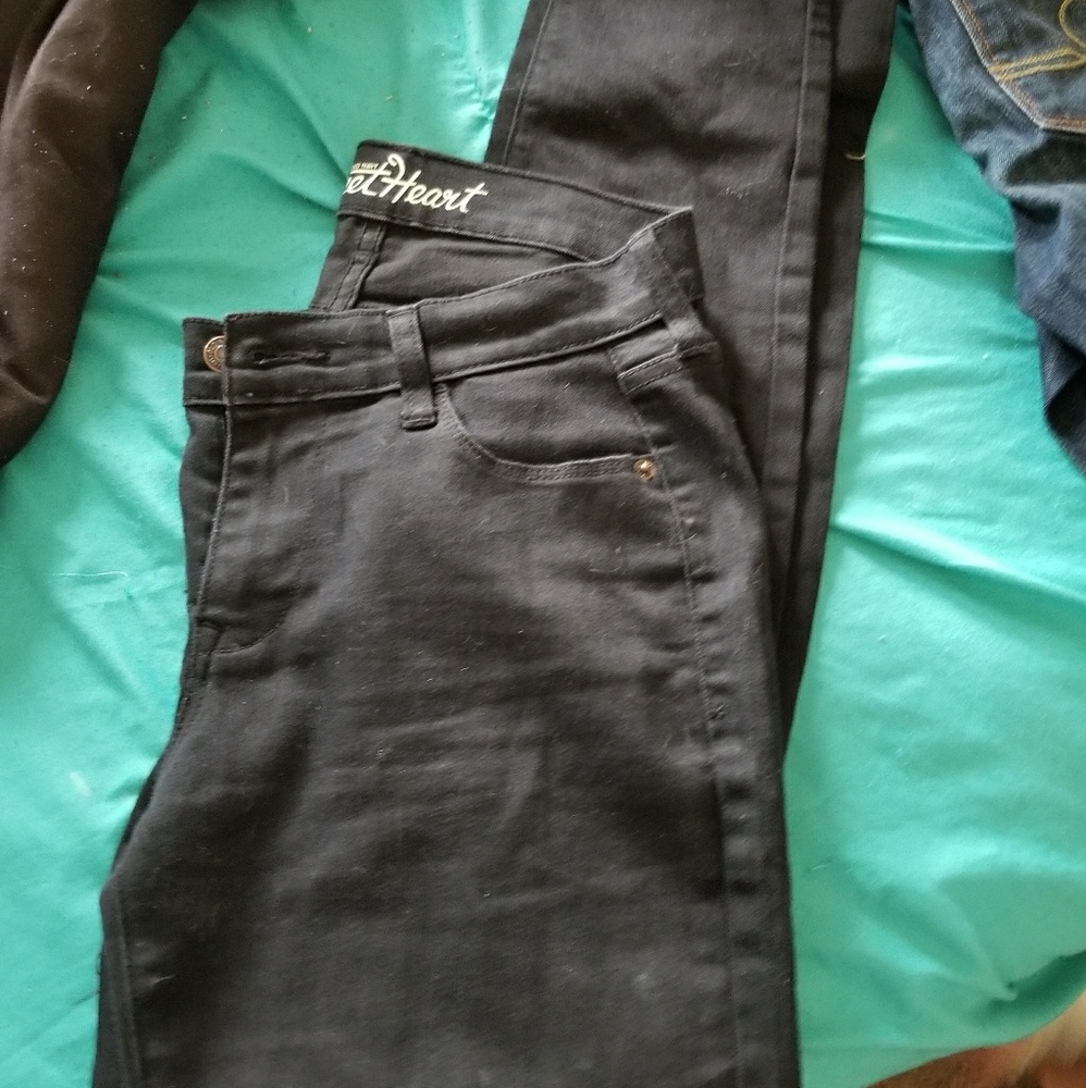 Black skinny jeans
